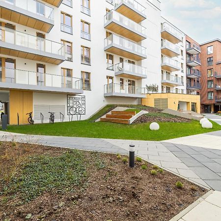 Cozy Apartment Orawska With Balcony By Noclegi Renters Krasków Exterior foto