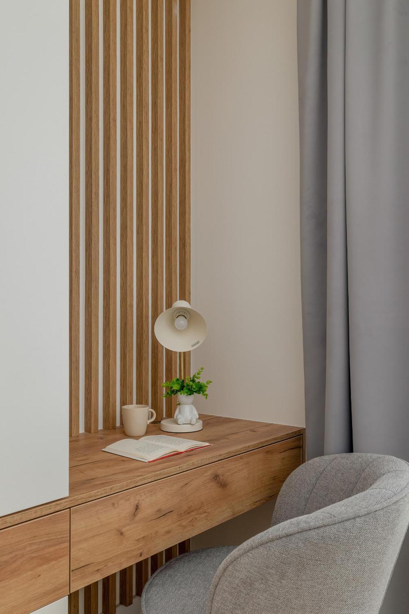 Cozy Apartment Orawska With Balcony By Noclegi Renters Krasków Exterior foto